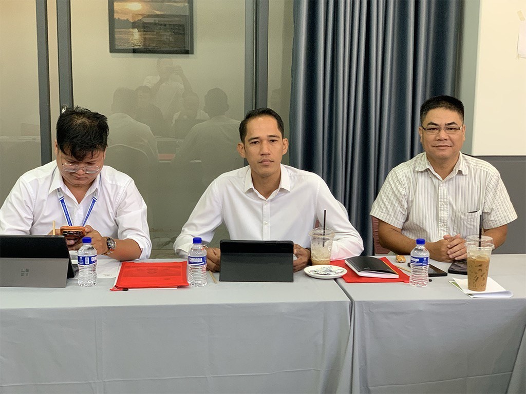 The technical working group meeting continued reviewing and preparing and compiled a textbook on