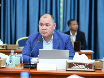 Meeting with the Senate