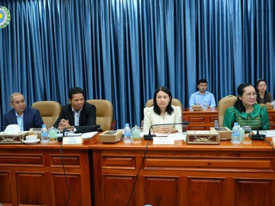 Meeting with the Senate